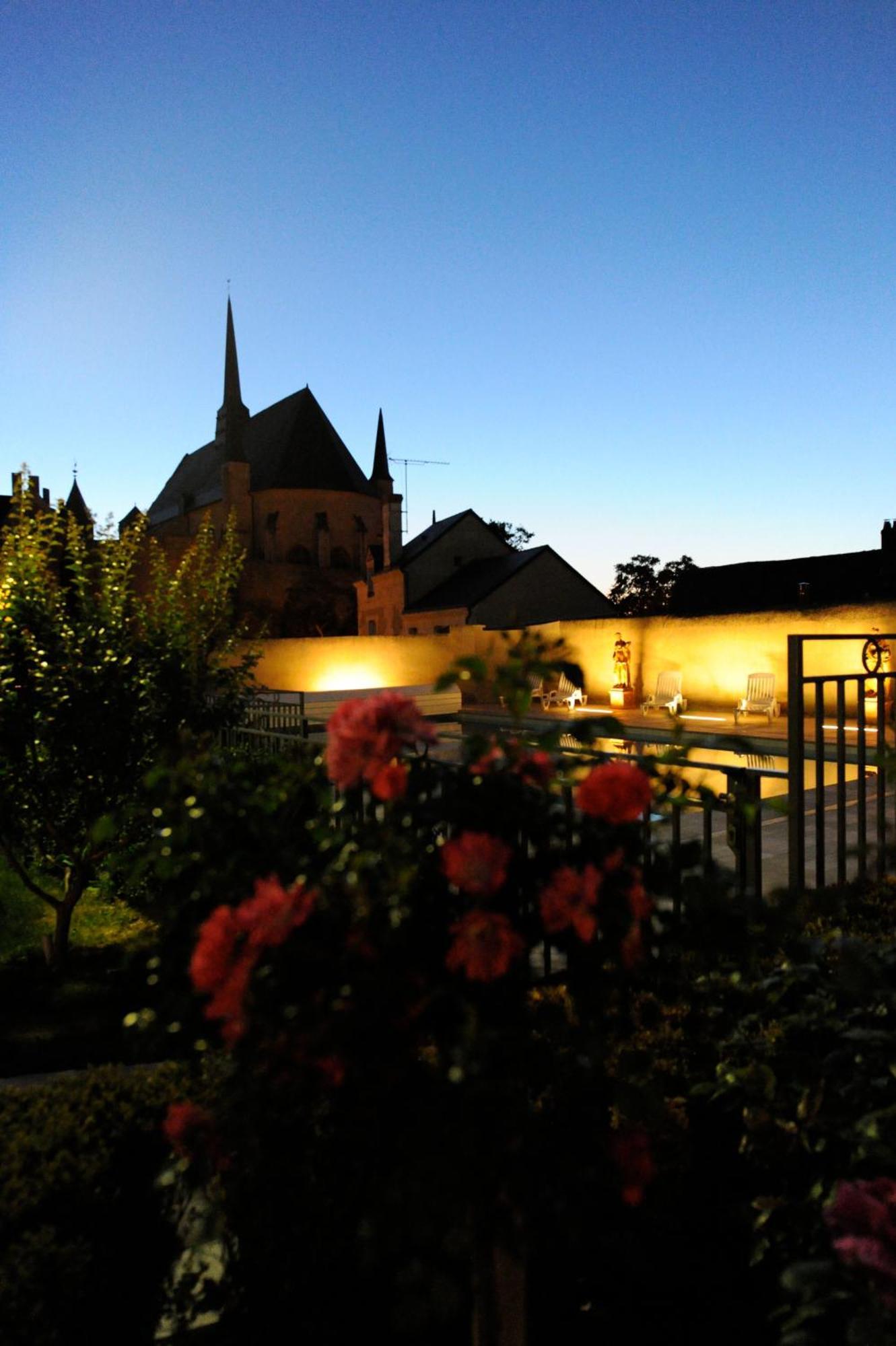 Hotel Spa Le Relais Du Bellay มองทรอย-เบเลย์ ภายนอก รูปภาพ