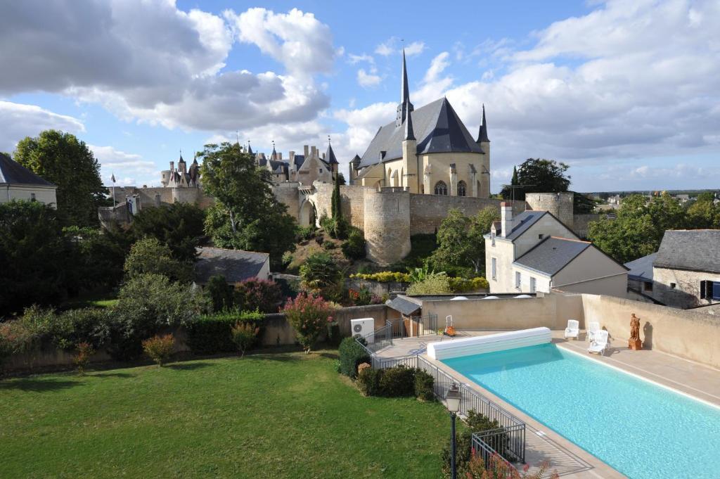 Hotel Spa Le Relais Du Bellay มองทรอย-เบเลย์ ภายนอก รูปภาพ