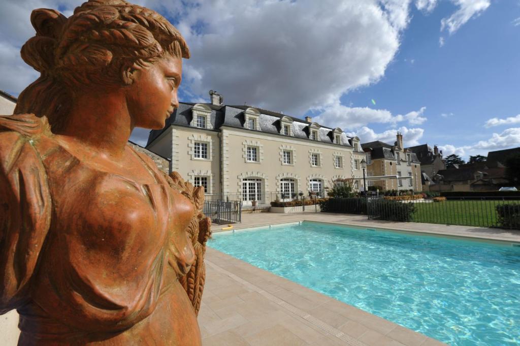 Hotel Spa Le Relais Du Bellay มองทรอย-เบเลย์ ภายนอก รูปภาพ